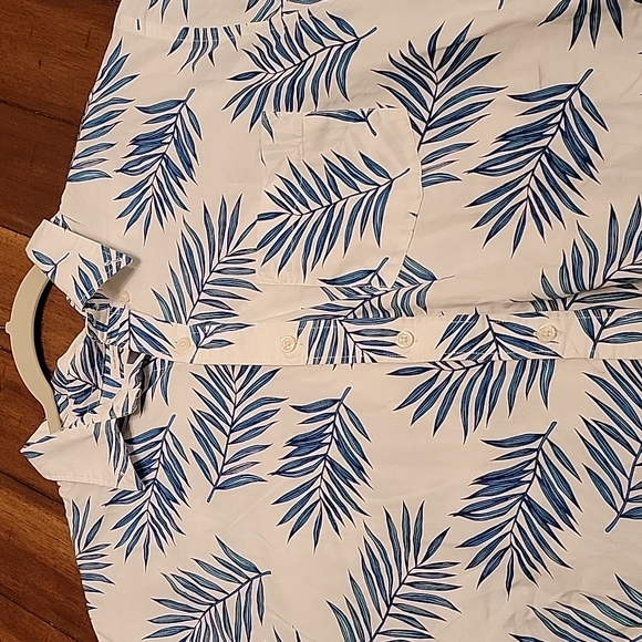 Mens Hawaiian Button Up Short Sleeve - Picture 4 of 5